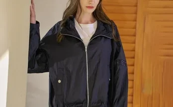미리주문필수!! 24SS 최신상 트렌디한 디자인의 썸머 슬리브리스 재킷 모르간 썸머 슬리브리스 재킷 지금 구매하세요